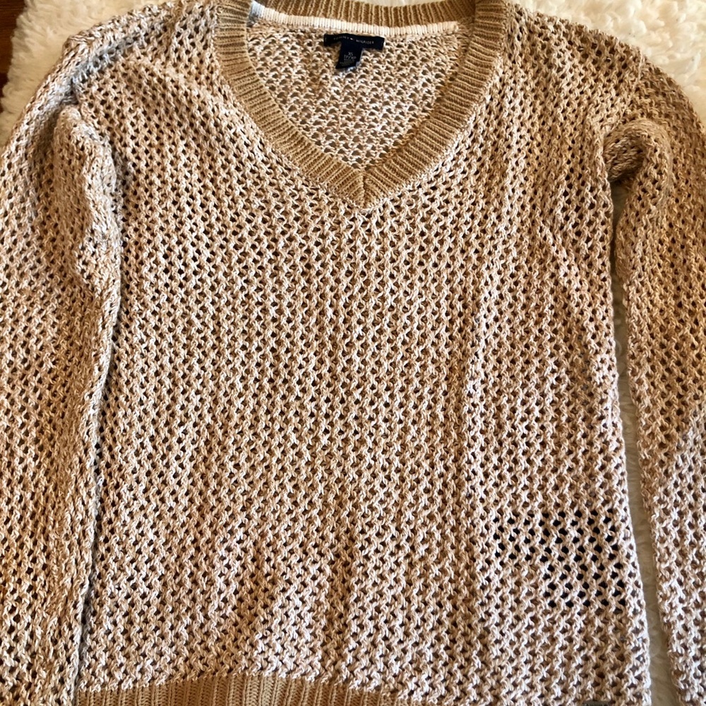 * SOLD* Tommy Hilfiger Sweater
